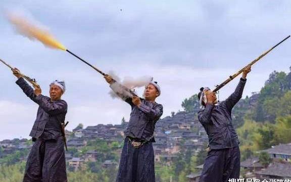 火系阵容带什么神器